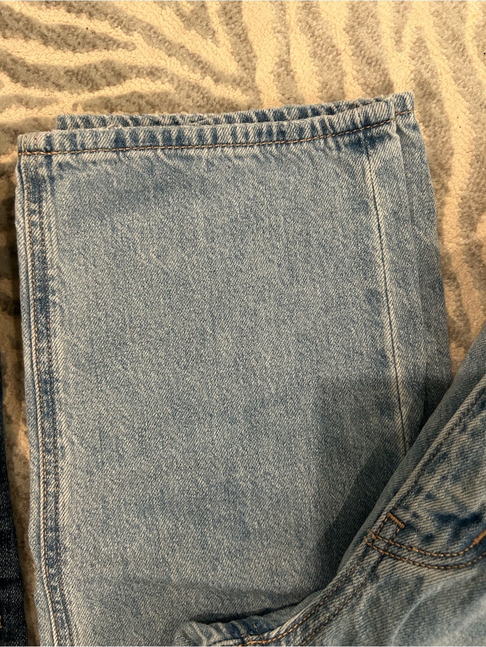 Jean Bundle, 4 Pairs Size 6-8, Straight, Wide, Flare, and Boot leg Jeans - Picture 9 of 16